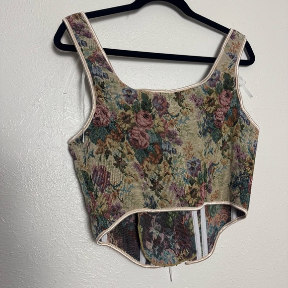 Floral Lace-Up Corset Top - Picture 4 of 6